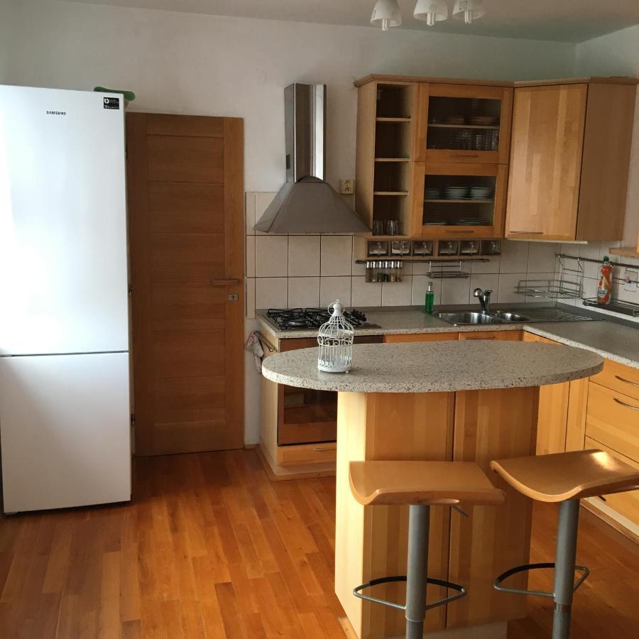 Apartment Tekelova 95M2 Prešov Esterno foto